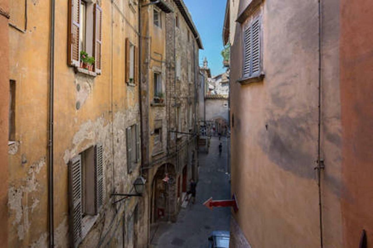 Апартаменты Viole Apt Perugia Centro Экстерьер фото